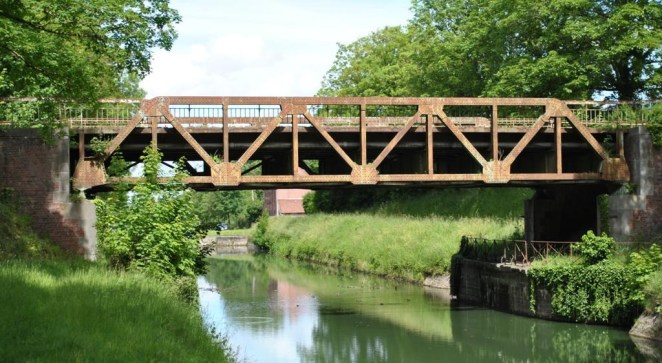 Le Vieux Canal à l'entrée de Maubray - crédit photo : L'Avenir