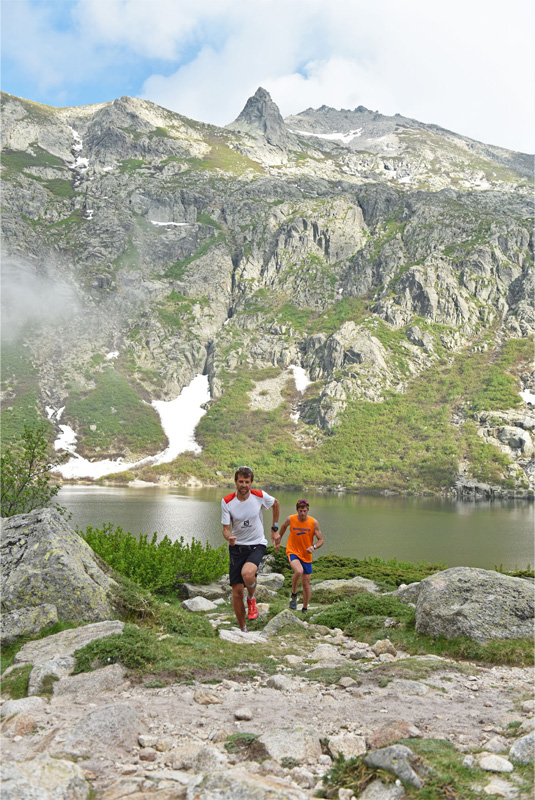 D'Haene et Peretti sur le GR20 - crédit photo : JMK Consult