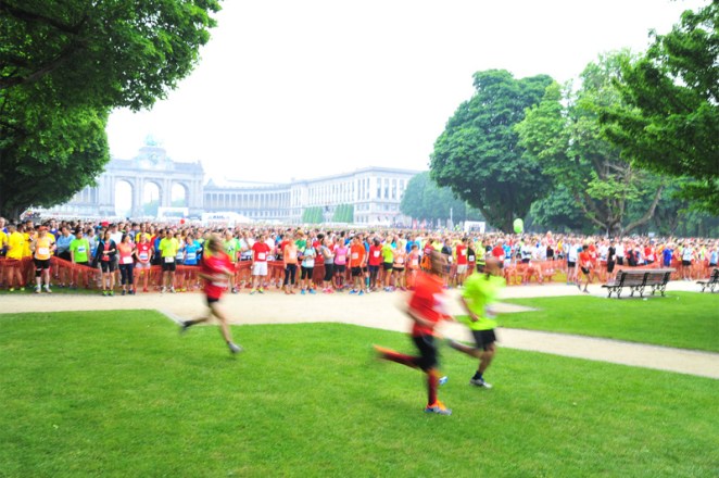 Le départ des 20km au Parc du Cinquantenaire